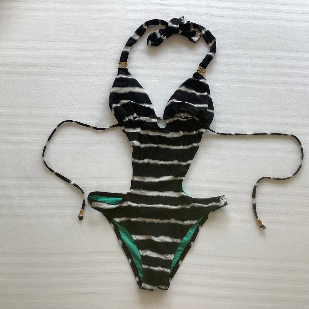 Mar by Vix Monokini